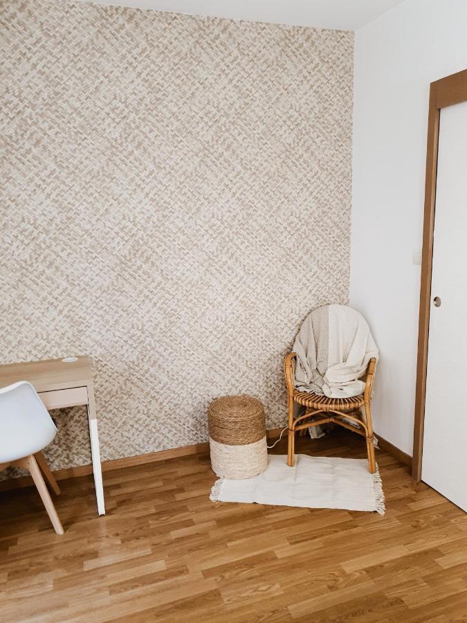 Cosy Entier, Parking Gratuit Dans La Rue Apartment